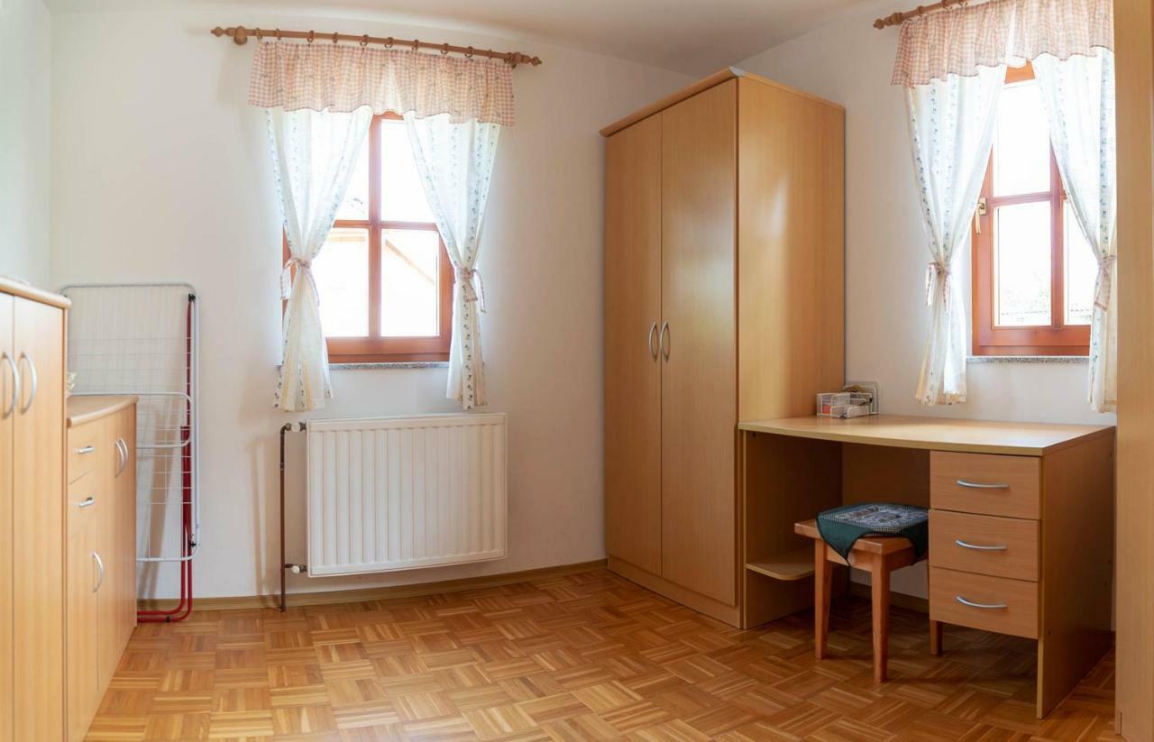 Planinca -Hisa Z Razgledom Apartment Smarje pri Jelsah ภายนอก รูปภาพ