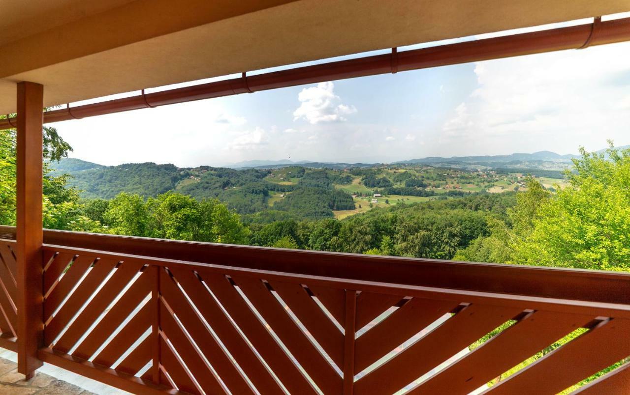 Planinca -Hisa Z Razgledom Apartment Smarje pri Jelsah ภายนอก รูปภาพ